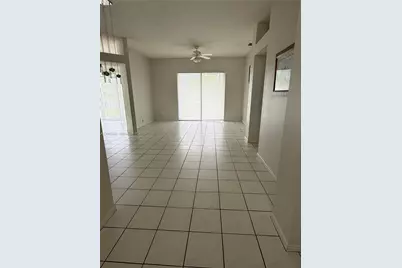 2435 SE 7th Pl #2435, Homestead, FL 33033 - Photo 5