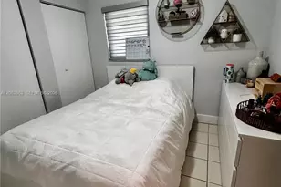 19302 NW 47th Pl, Miami Gardens, FL 33055 - Photo 11