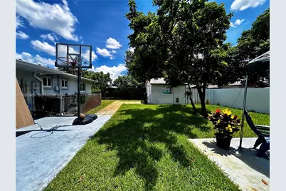 19302 NW 47th Pl #19302, Miami Gardens, FL 33055 - Photo 23