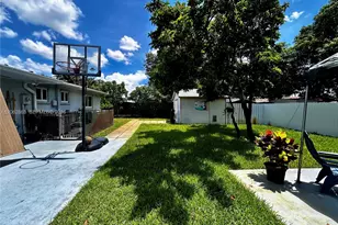 19302 NW 47th Pl, Miami Gardens, FL 33055 - Photo 23