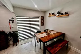 19302 NW 47th Pl, Miami Gardens, FL 33055 - Photo 17