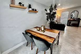 19302 NW 47th Pl, Miami Gardens, FL 33055 - Photo 17