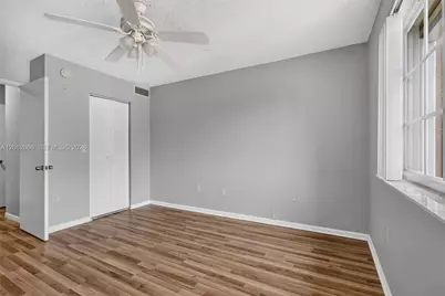 7808 Sonoma Springs Cir #304, Lake Worth, FL 33463 - Photo 21