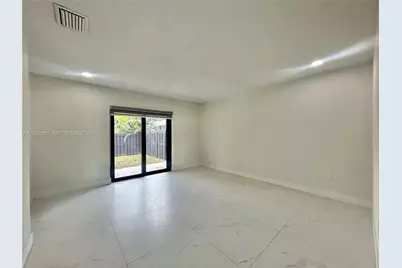 6651 NW 173rd Ln #6651, Hialeah, FL 33015 - Photo 9