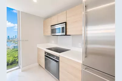 16385 Biscayne Blvd #2007, North Miami Beach, FL 33160 - Photo 15