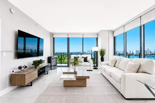 16385 Biscayne Blvd, North Miami Beach, FL 33160 - Photo 1