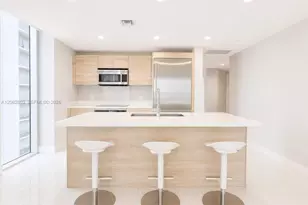 16385 Biscayne Blvd, North Miami Beach, FL 33160 - Photo 3