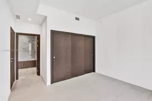 1000 Brickell Plaza, Miami, FL 33131 - Photo 9