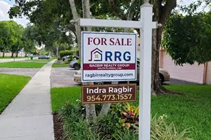 7927 NW 50th St, Lauderhill, FL 33351 - Photo 17