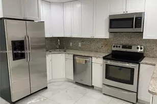 7761 NW 42nd Pl, Coral Springs, FL 33065 - Photo 5