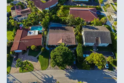 7761 NW 42nd Pl, Coral Springs, FL 33065 - Photo 41