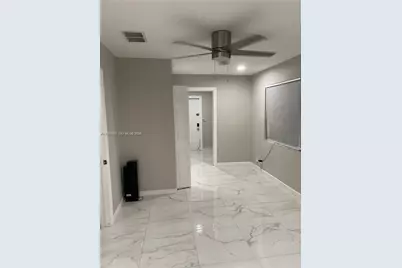 7761 NW 42nd Pl, Coral Springs, FL 33065 - Photo 9