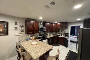 7761 NW 42nd Pl, Coral Springs, FL 33065 - Photo 19