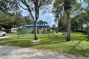 4951 Wedgewood Way, West Palm Beach, FL 33417 - Photo 13