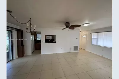 7880 NW 11th St #0, Pembroke Pines, FL 33024 - Photo 9