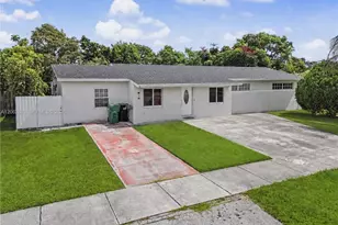 11271 SW 176th St, Miami, FL 33157 - Photo 1