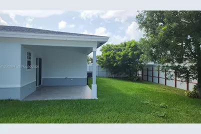 22055 Miami Ave, Miami, FL 33170 - Photo 13
