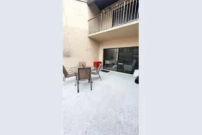2041 Bayberry Dr, Pembroke Pines, FL 33024 - Photo 33