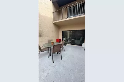 2041 Bayberry Dr, Pembroke Pines, FL 33024 - Photo 31