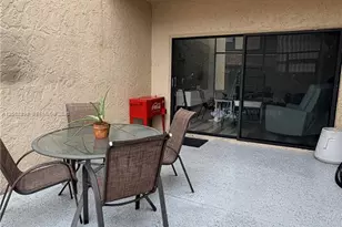 2041 Bayberry Dr, Pembroke Pines, FL 33024 - Photo 31