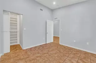 2910 SE 13th Rd, Homestead, FL 33035 - Photo 9