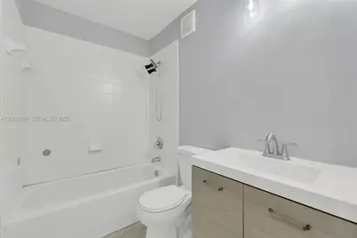 2910 SE 13th Rd #205-44, Homestead, FL 33035 - Photo 11