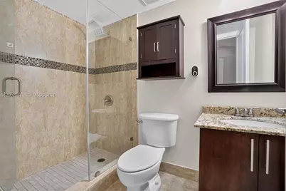 7085 NW 173rd Dr #403, Hialeah, FL 33015 - Photo 21