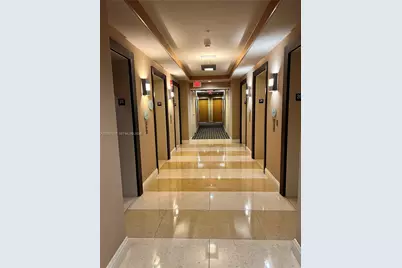 244 Biscayne Blvd #2609, Miami, FL 33132 - Photo 21