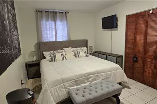 1345 W 41st St, Hialeah, FL 33012 - Photo 9