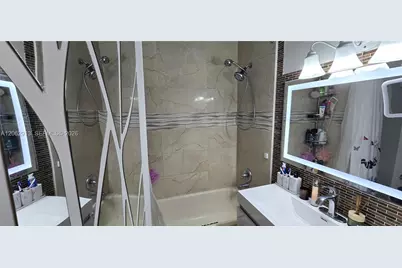 1345 W 41st St #6, Hialeah, FL 33012 - Photo 15