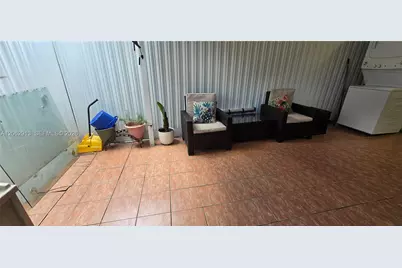 1345 W 41st St #6, Hialeah, FL 33012 - Photo 27
