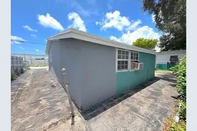 2991 NW 43rd Ter, Miami, FL 33142 - Photo 3