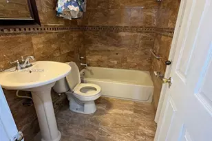 2531 NW 88th St, Miami, FL 33147 - Photo 3