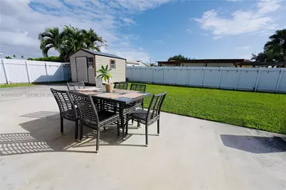 14515 SW 105th Ct #0, Miami, FL 33176 - Photo 13