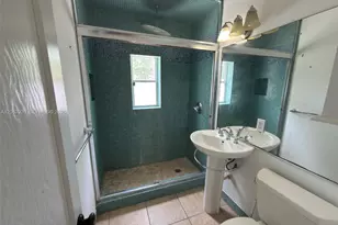 1510 Dewey St, Hollywood, FL 33020 - Photo 9