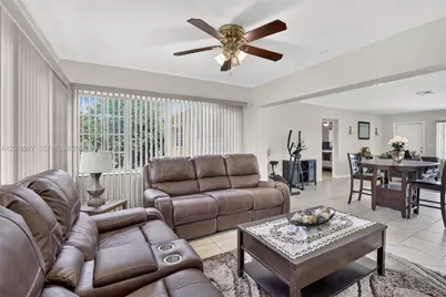 3221 Auburn Blvd, Fort Lauderdale, FL 33312 - Photo 11