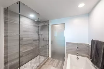 360 Ocean Dr #904S, Key Biscayne, FL 33149 - Photo 13