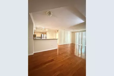 7940 N Nob Hill Rd #204, Tamarac, FL 33321 - Photo 5