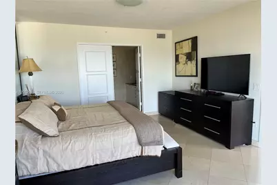 [Address not provided], Sunny Isles Beach, FL 33160 - Photo 9