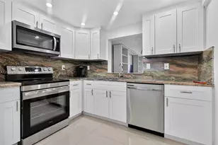 4000 NE 170th St, North Miami Beach, FL 33160 - Photo 21