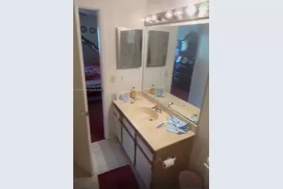 2429 Lena Ln, West Palm Beach, FL 33415 - Photo 3