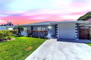 806 NE 4th St, Hallandale Beach, FL 33009 - Photo 1