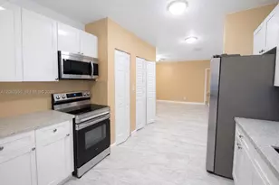1015 NW 8th Ave, Fort Lauderdale, FL 33311 - Photo 13