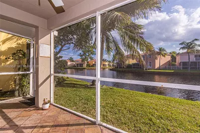 1540 N Trafalgar Cir, Hollywood, FL 33020 - Photo 3