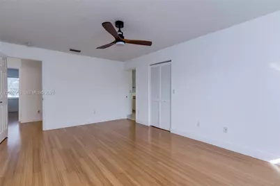 1540 N Trafalgar Cir, Hollywood, FL 33020 - Photo 21