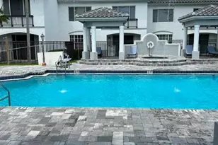 725 SW 148th Ave, Sunrise, FL 33325 - Photo 17