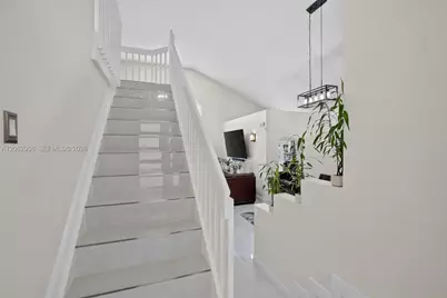 13020 SW 17th Ct, Miramar, FL 33027 - Photo 5