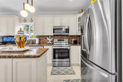 2776 SW 143rd Pl, Miami, FL 33175 - Photo 15