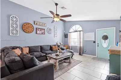 4022 E Sunflower Circle, Labelle, FL 33935 - Photo 7