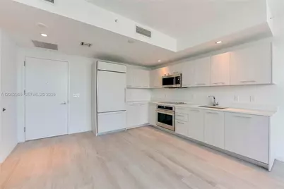 55 SW 9th St #3507, Miami, FL 33130 - Photo 5